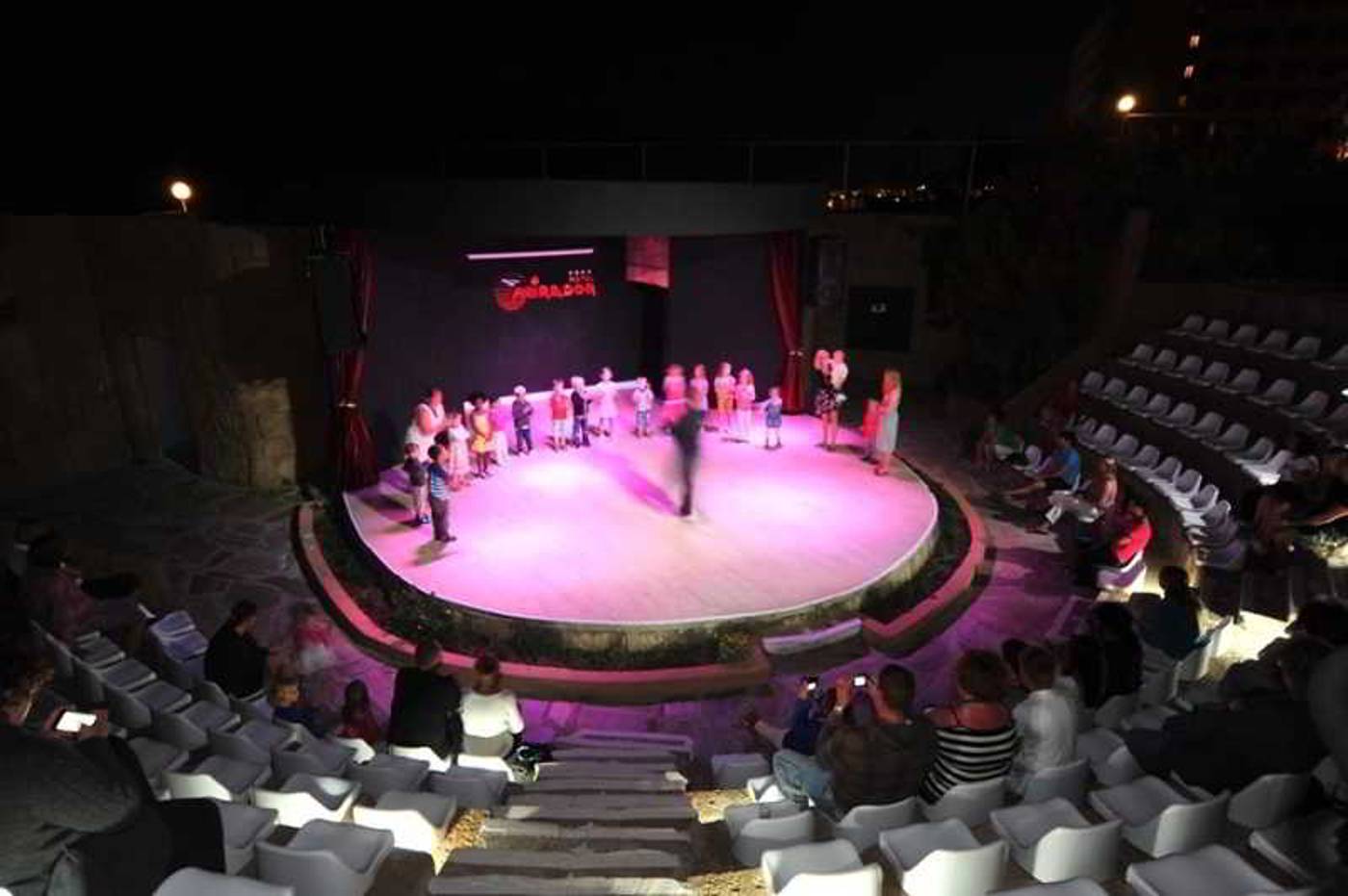 Aria-Resort---Spa-Hotel-Sports-and-Entertainment-42