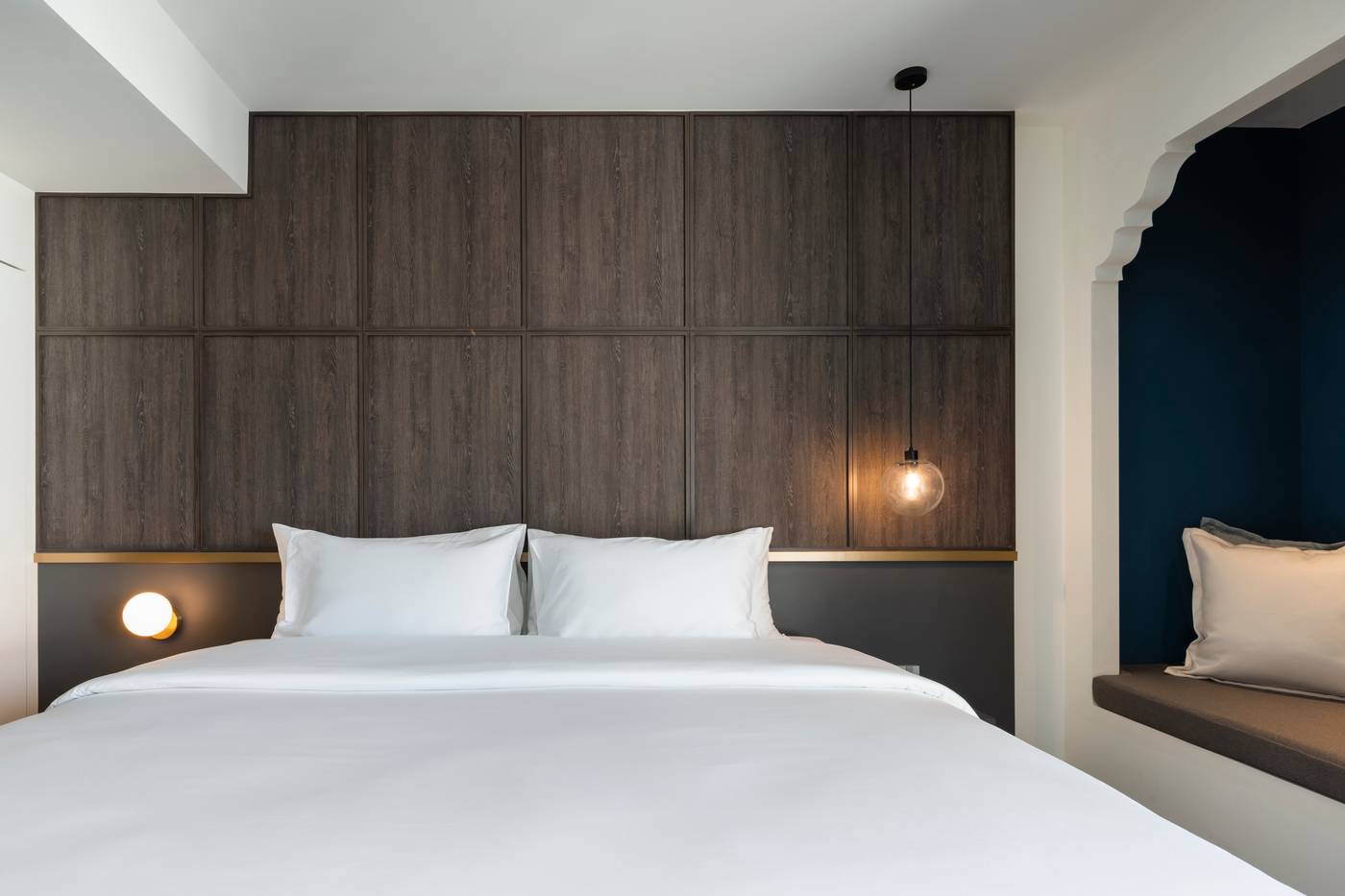 Lilit-Bang-Lumphu-Hotel-Room-34