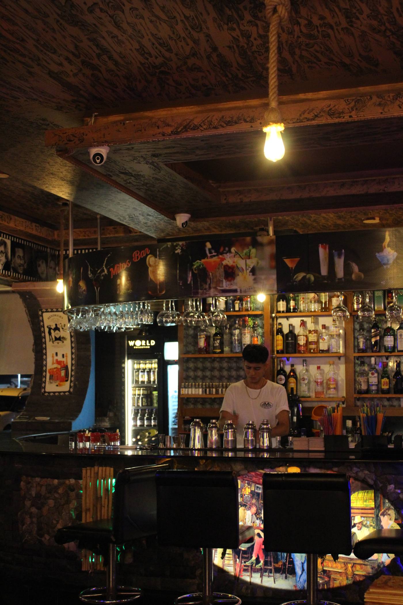 Mitos-Apartments-Bar-29