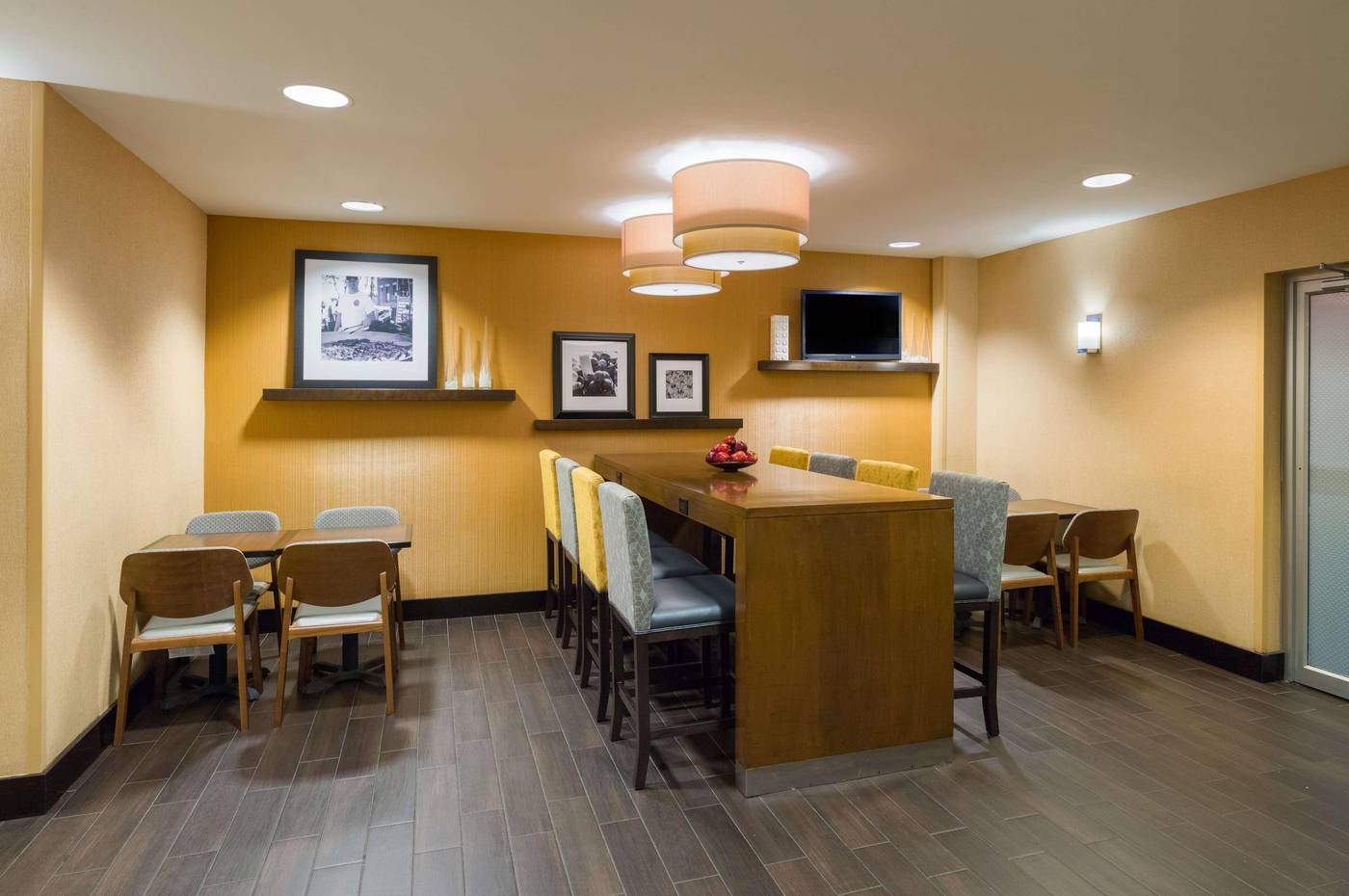 Hampton-Inn-Manhattan-Times-Square-South-Restaurant-5