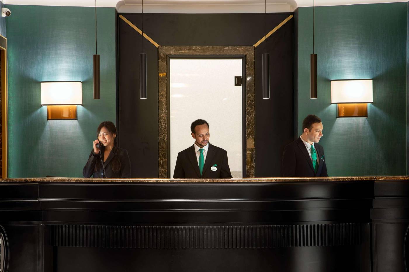 Hotel-Diana-Roof-Garden-Rome-Lobby-23