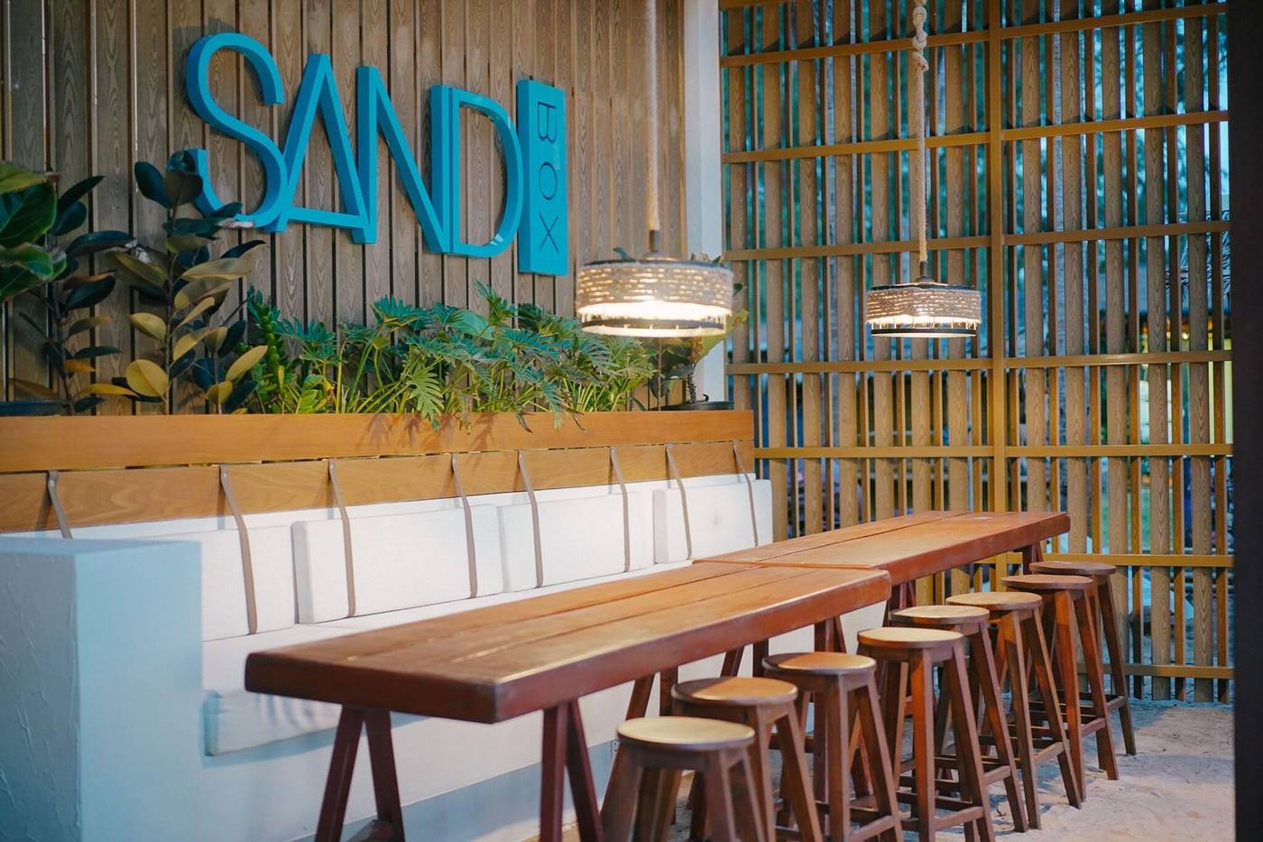 Renaissance-Phuket-Resort---Spa-Restaurant-66