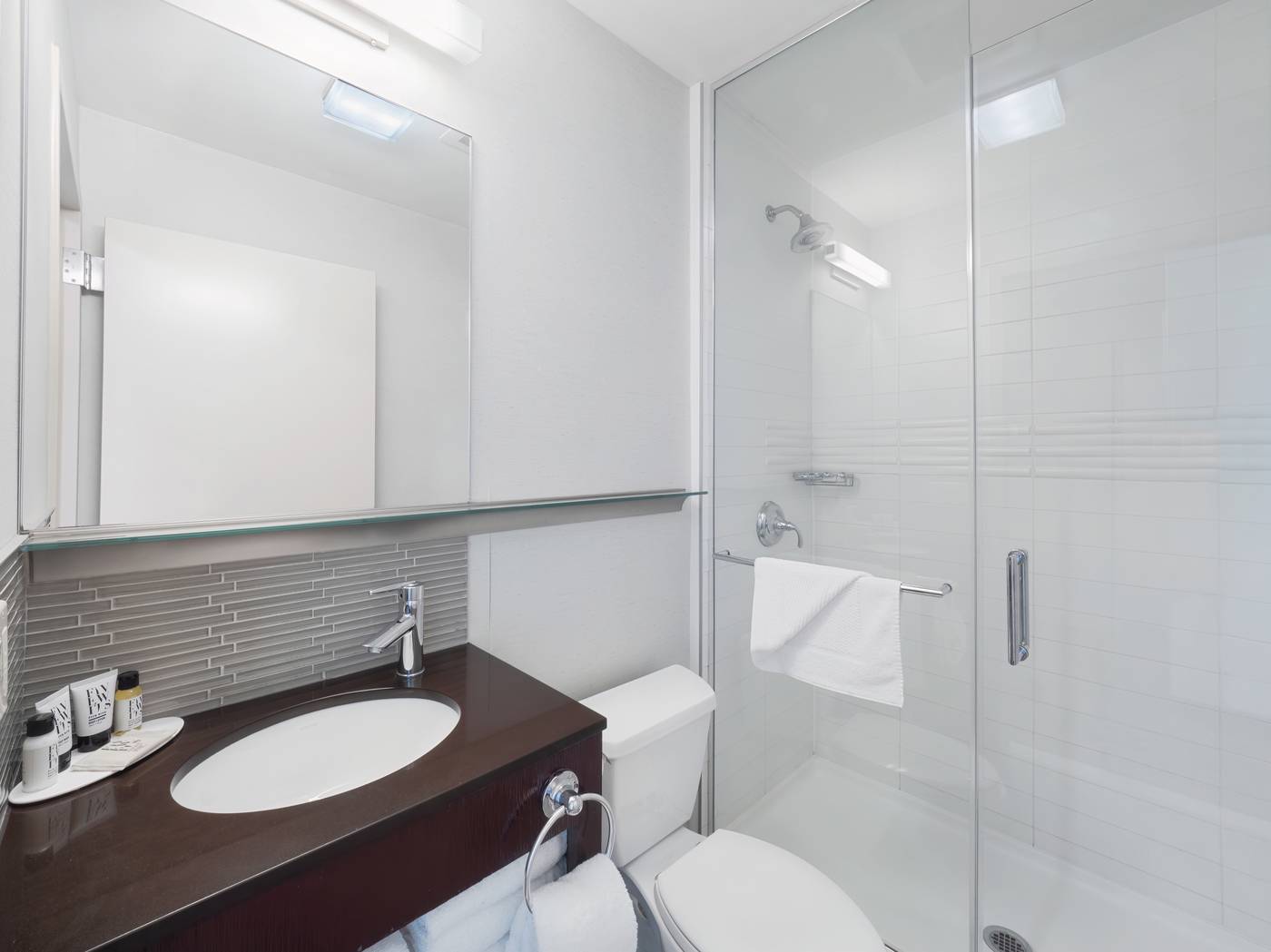 The-Herald-by-LuxUrban-Room-26