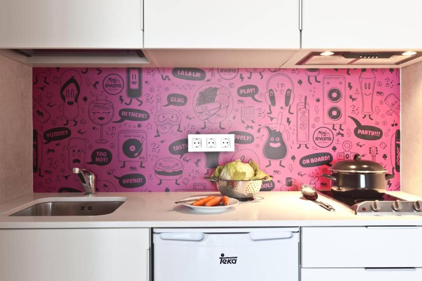 Ryans-Ibiza-Apartments---Adults-Only-Room-41