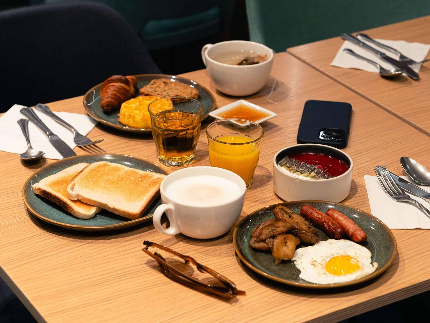 Novotel-Paris-Centre-Gare-Montparnasse-Restaurant-65