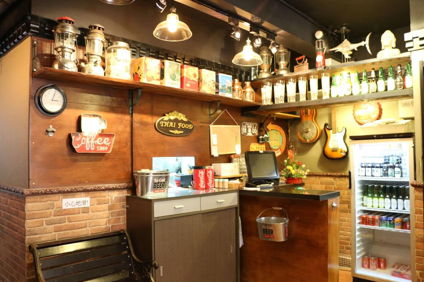 B-B-Cheung-Chau-Restaurant-11