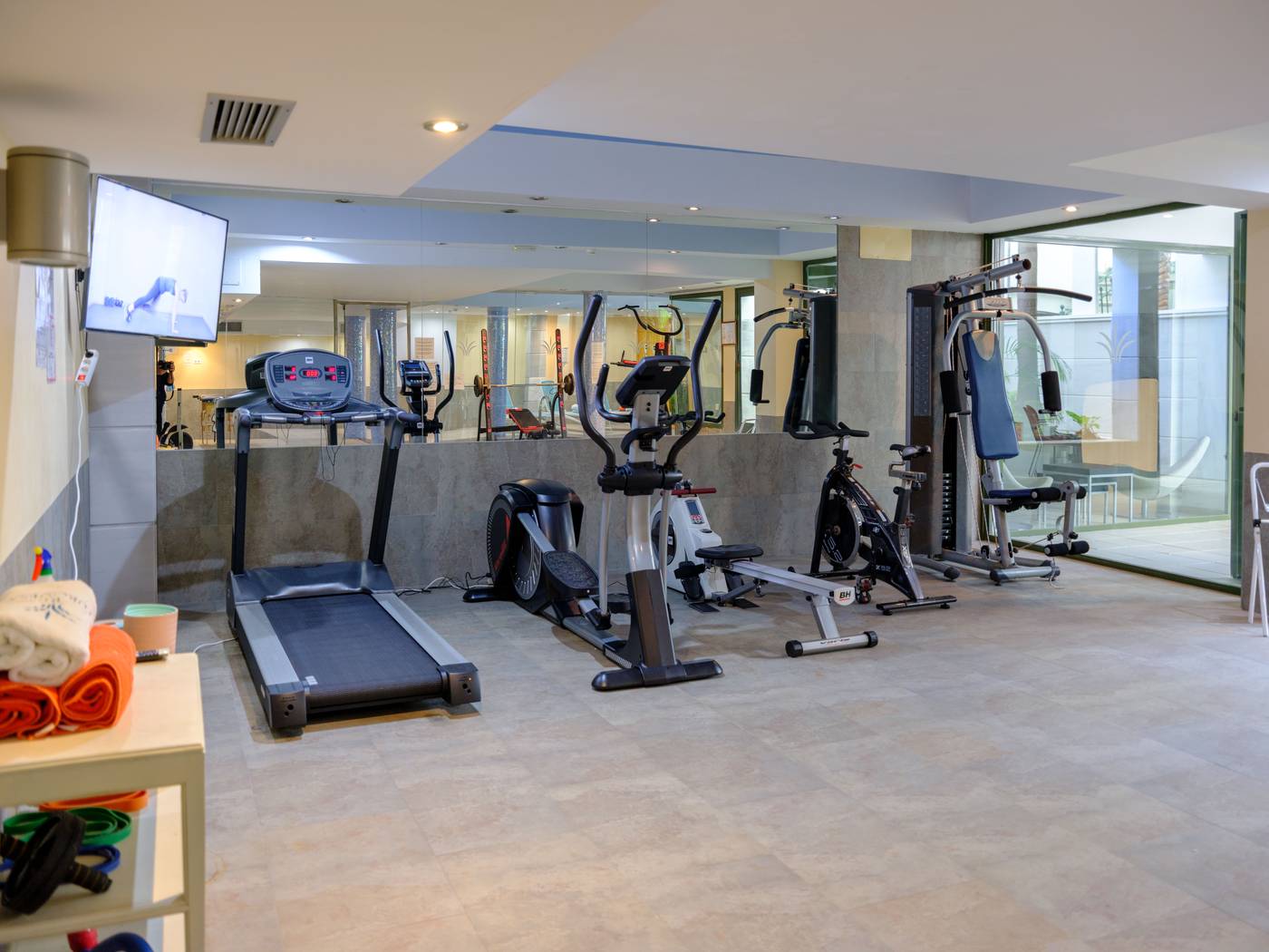 Marina-Turquesa-Sports-and-Entertainment-46