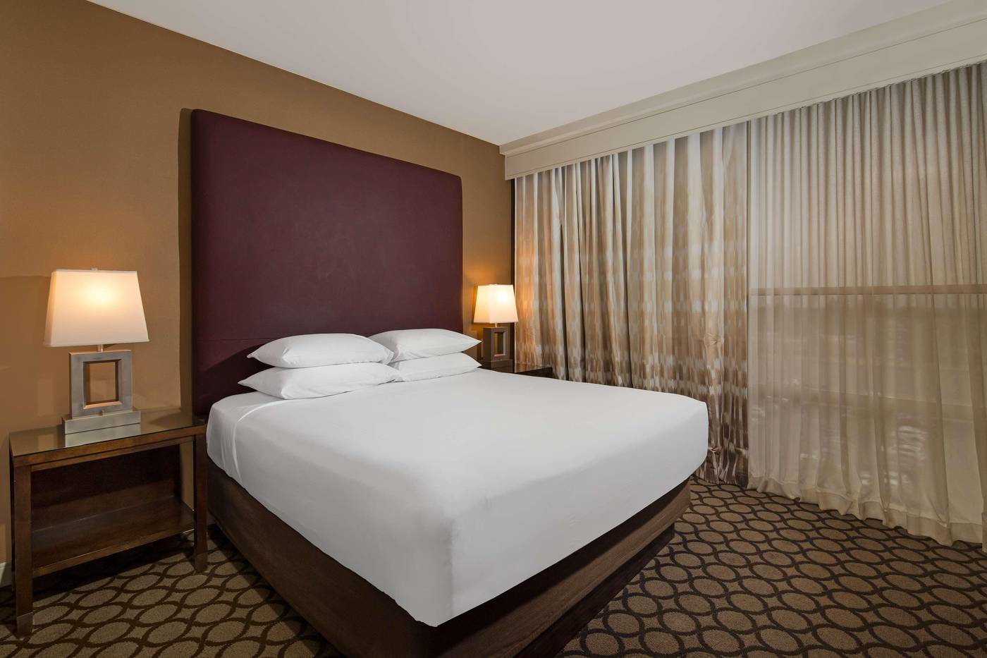 Hyatt-Regency-Orange-County-Room-19