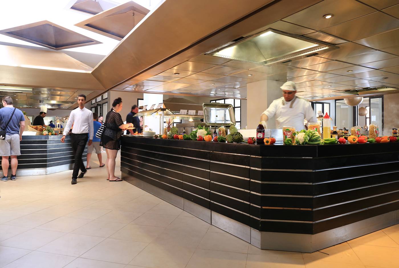 Aqua-Mirage-Club---Aqua-Parc---All-Inclusive-Restaurant-43