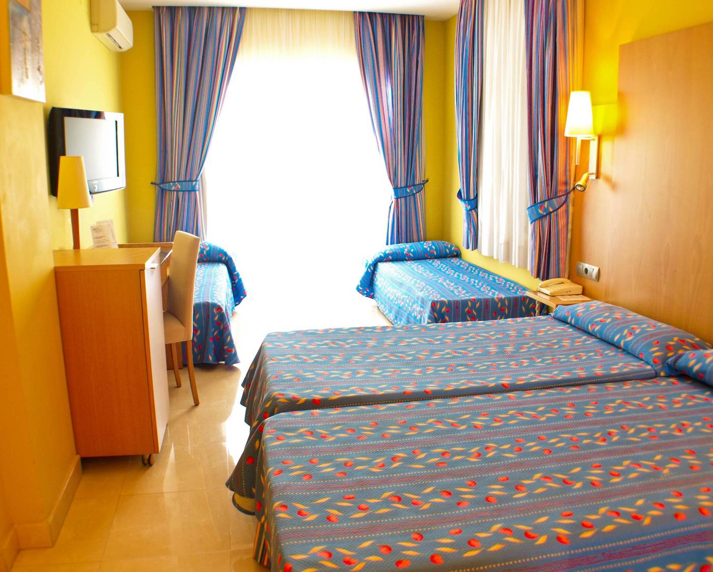 Hotel-La-Cala-Room-16