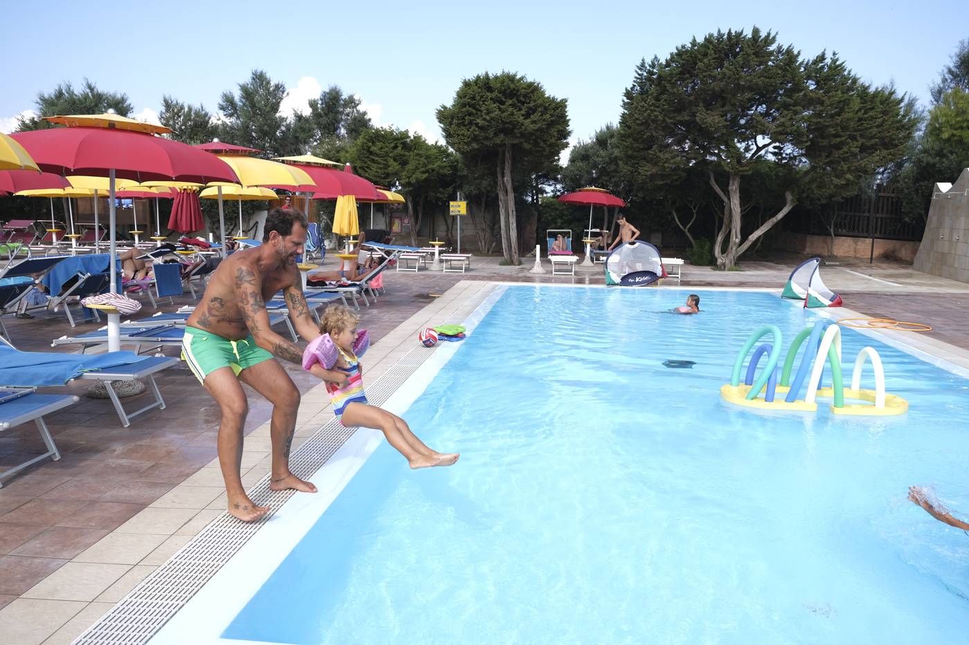 Torre-Del-Porticciolo-Camping---Village---Gampling-Pool-7