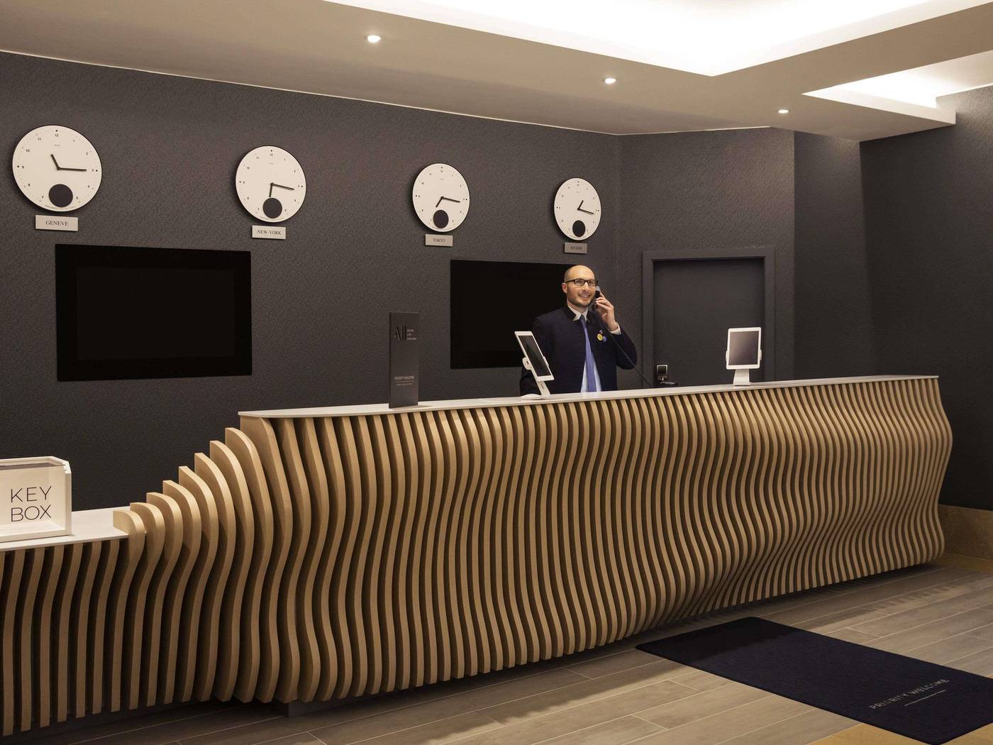 Novotel-Geneve-Centre-General-view-2