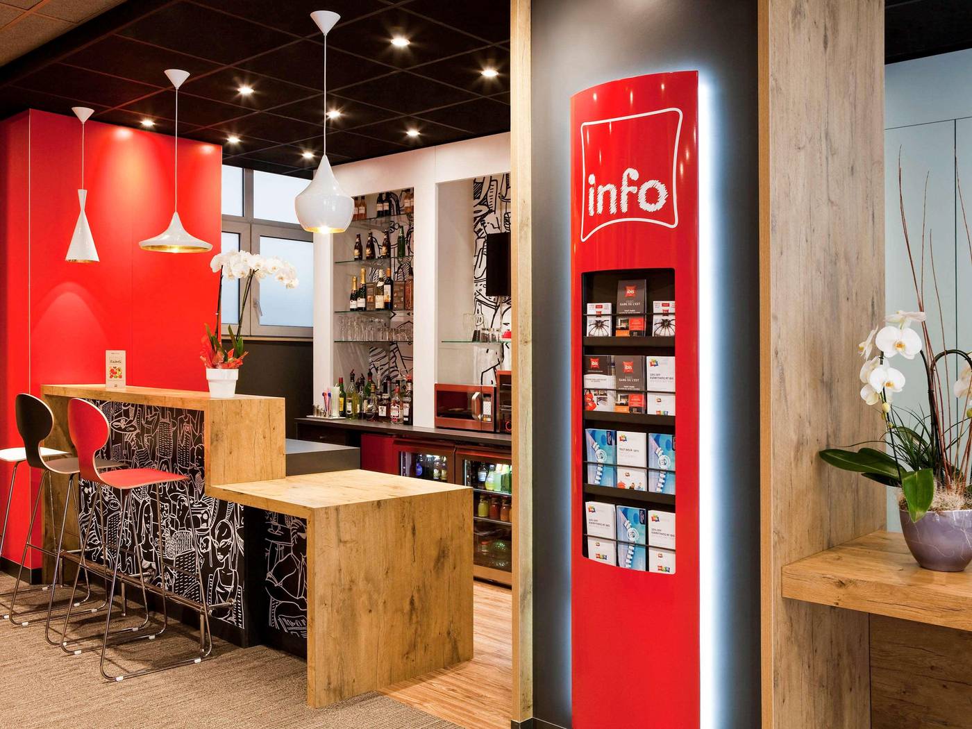 ibis-Paris-Gare-de-lEst-TGV-Bar-21