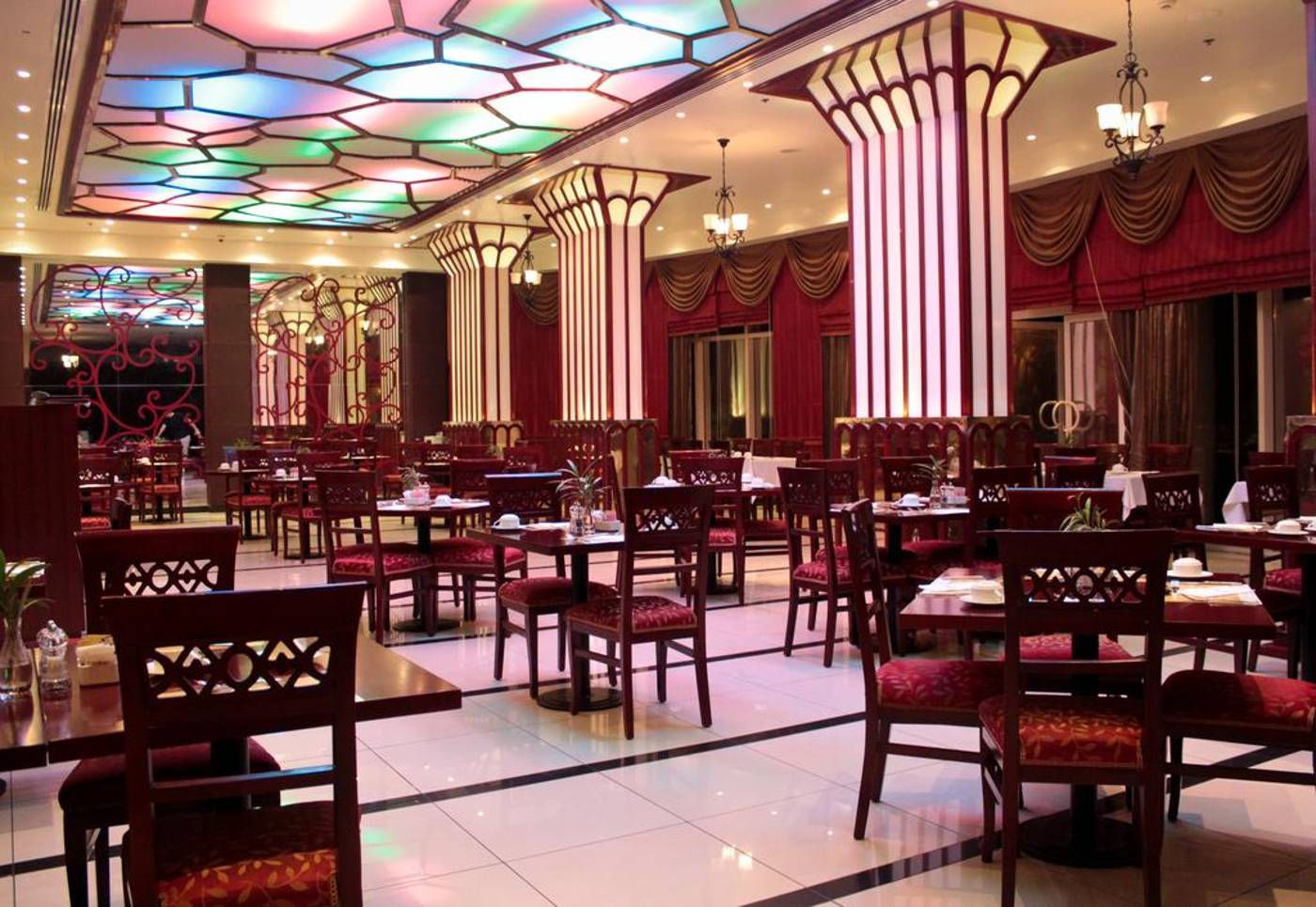 Golden Tulip Khatt Springs Resort & SPA
