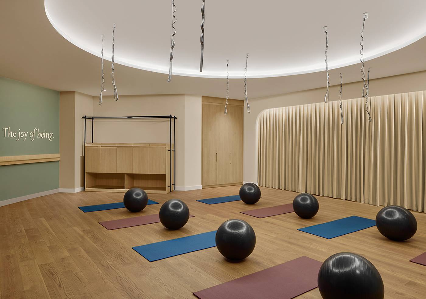 Akra-V-Sports-and-Entertainment-83