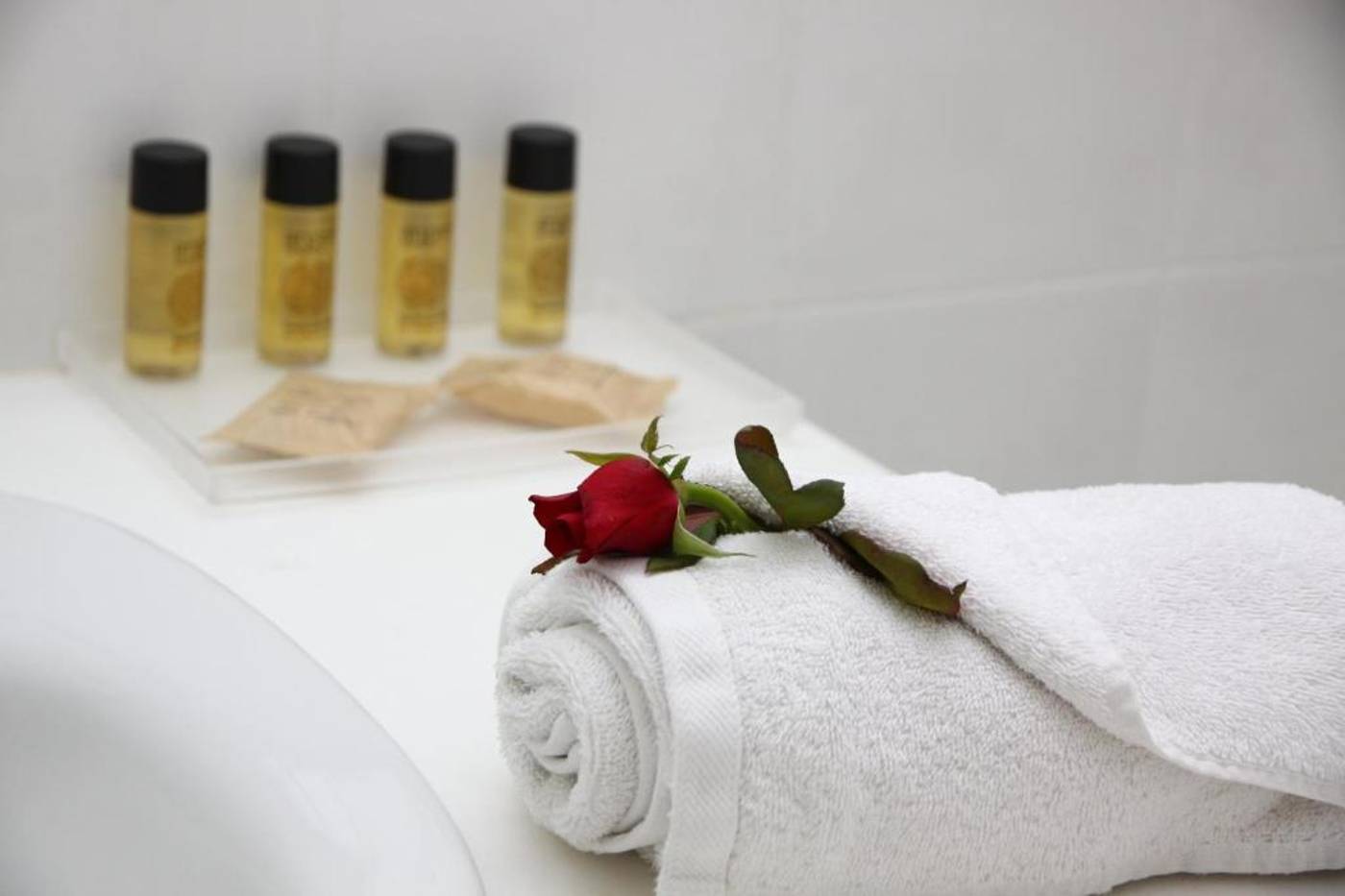 Hermes-Hotel-Room-19