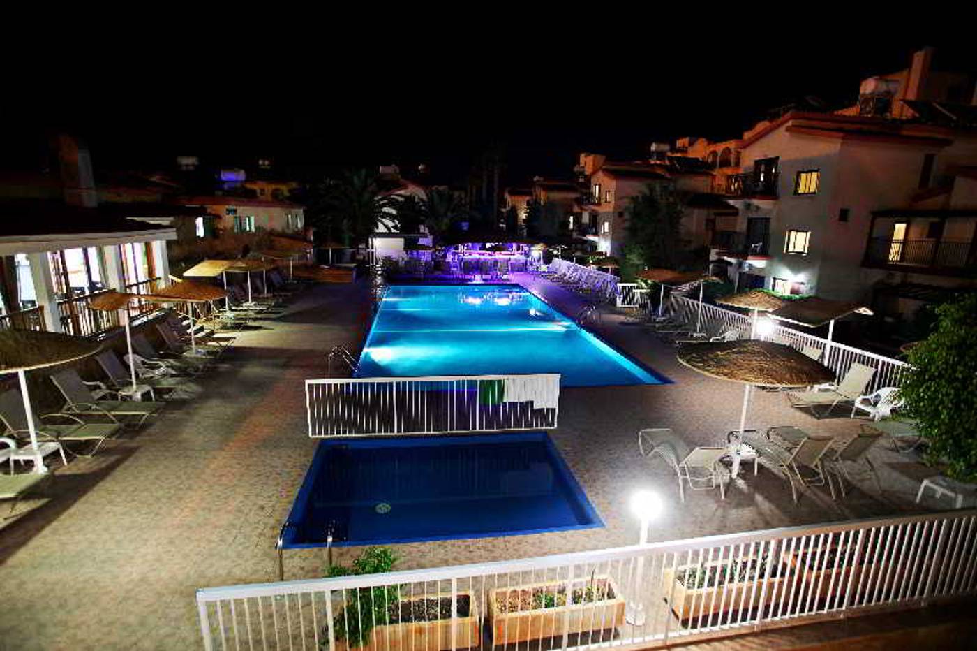 Windmills-Hotel-Apartments-Pool-5