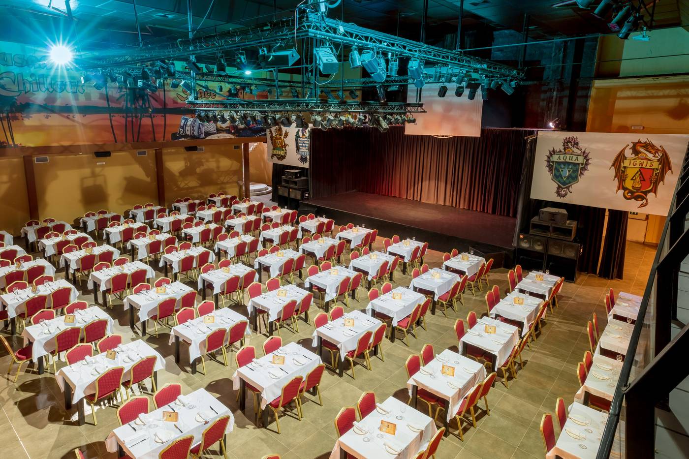 Magic-Robin-Hood-Restaurant-73