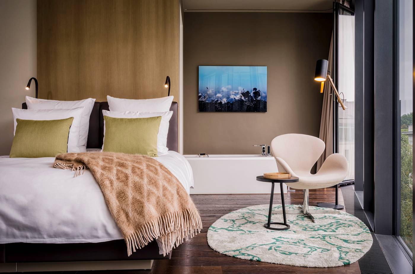 So--Berlin-Das-Stue-Room-10