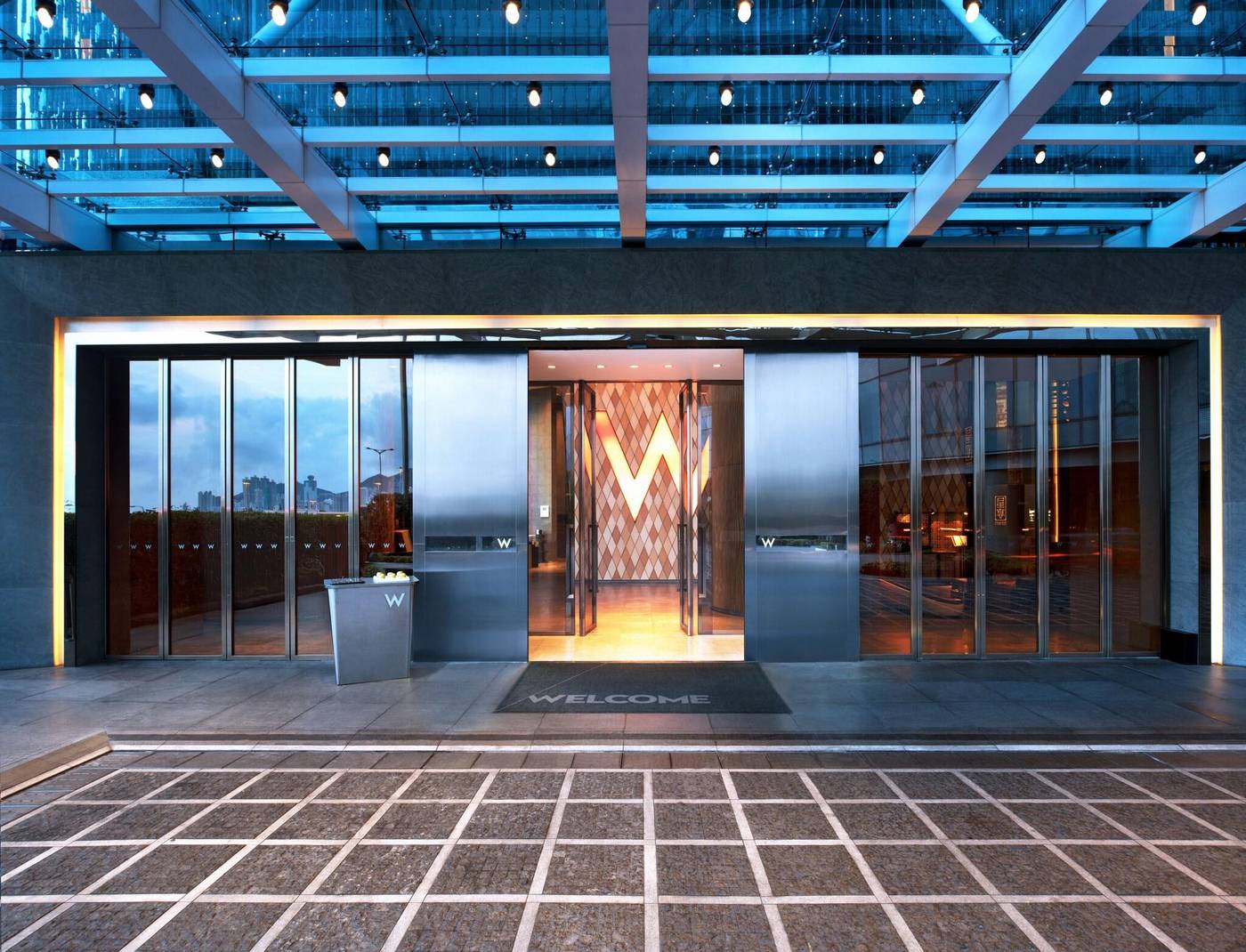 W-Hong-Kong-General-view-26