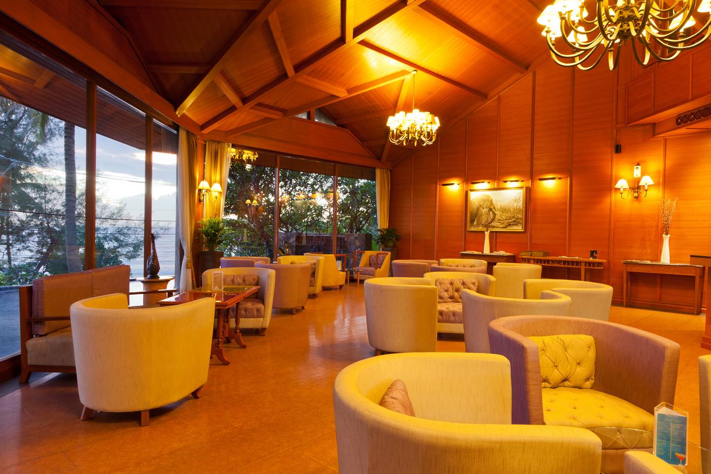 Diamond-Cliff-Resort-and-Spa-Bar-50