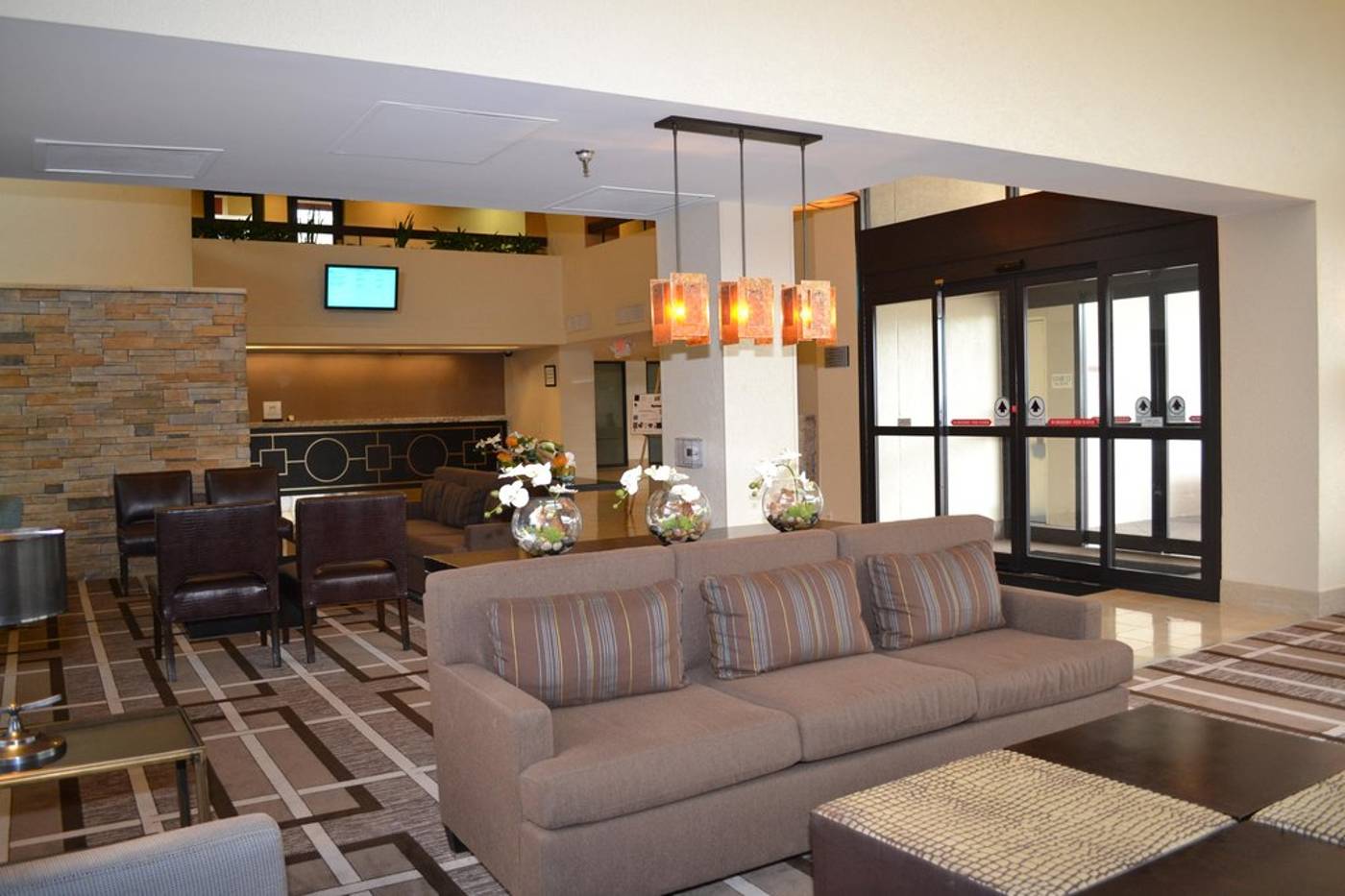 DoubleTree by Hilton Houston Hobby Airport-United States-HOUSTON-Lobby-6