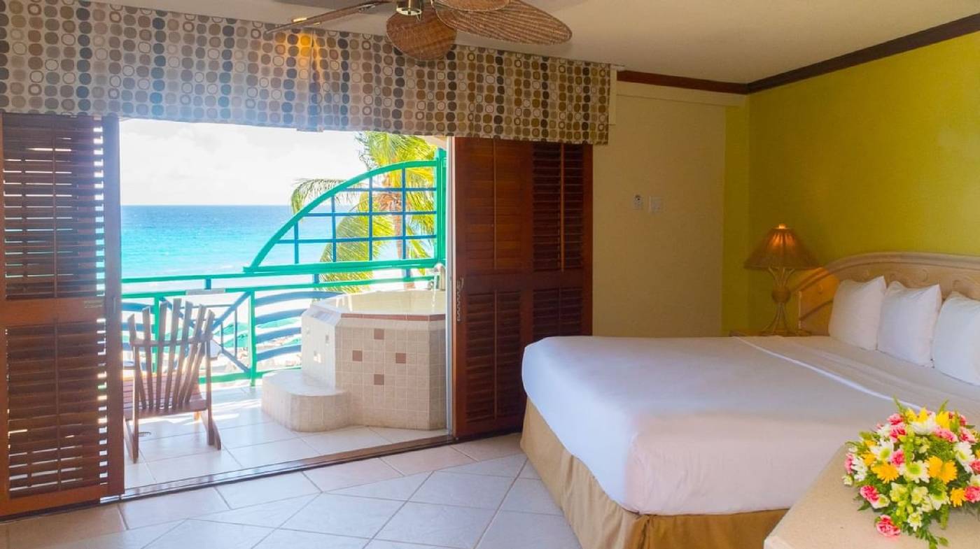 Accra-Beach-Hotel-and-Spa-Room-32