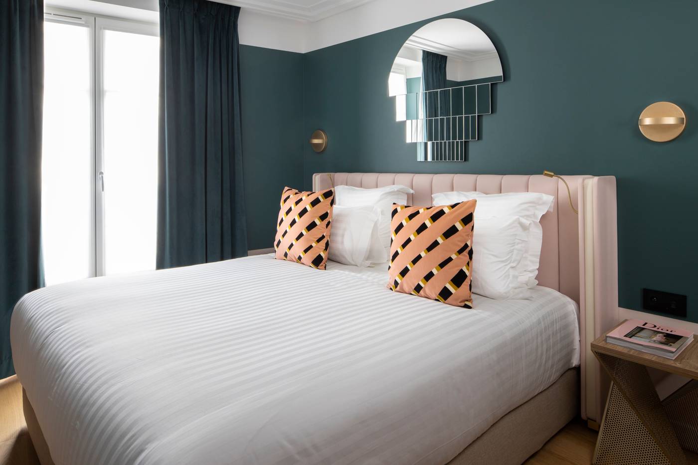 Hotel-Parisianer-Room-3