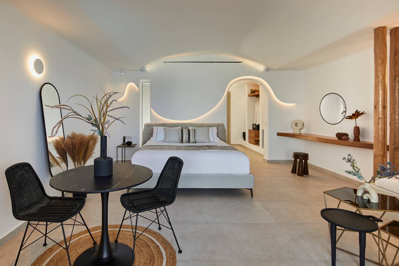 Phos-The-Boutique-Luxury-Hotel---Villas-Room-16