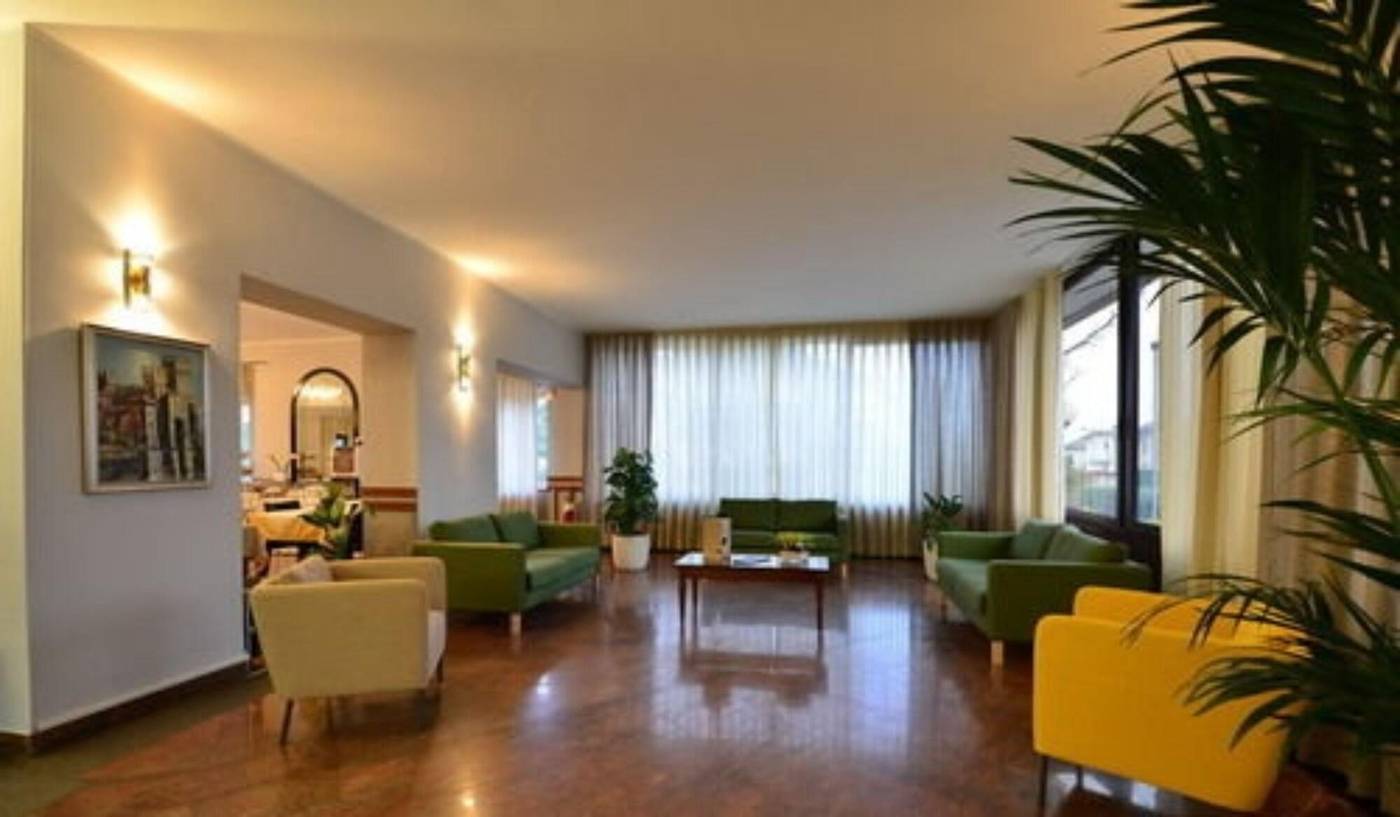 Hotel Bella Peschiera-Italy-PESCHIERA-Lobby-5