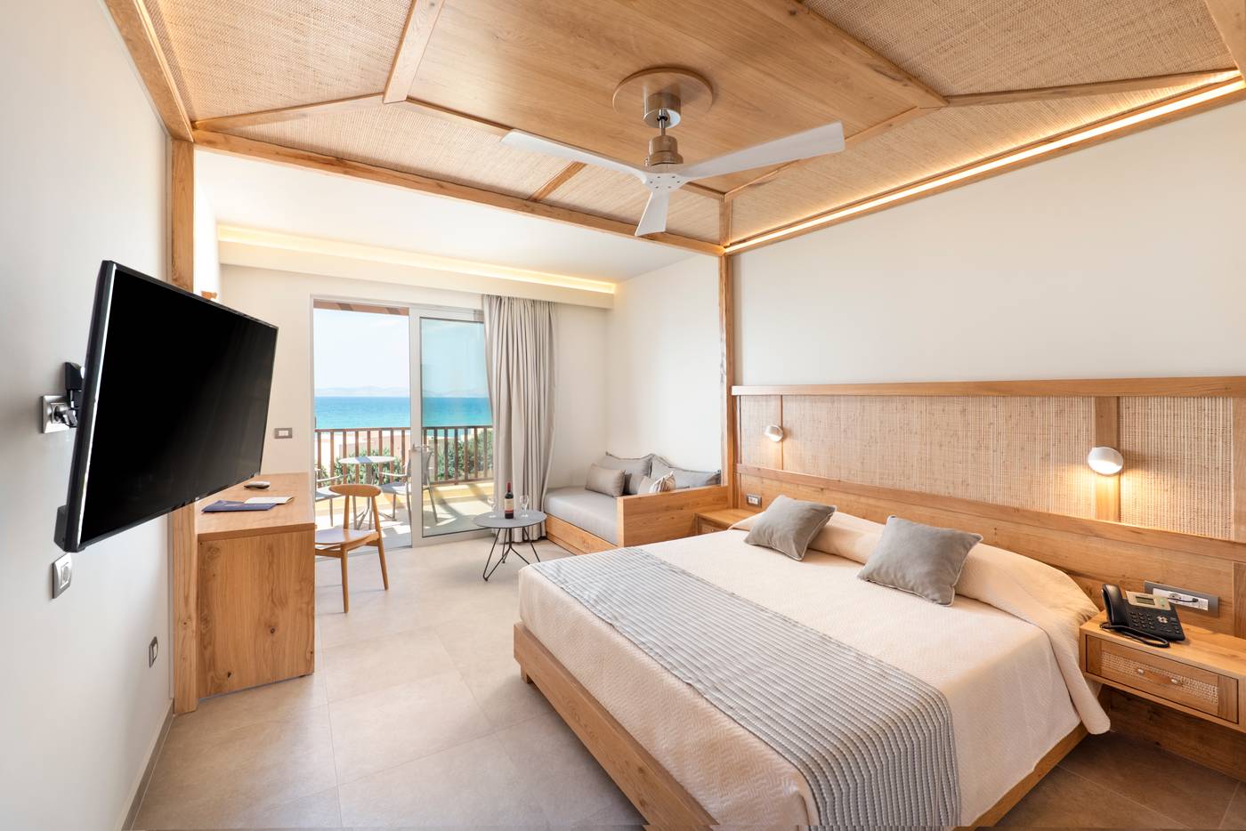 Horizon-Beach-Resort-Room-28