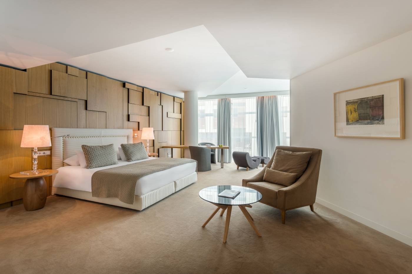 Room-Mate-Aitana-Room-38