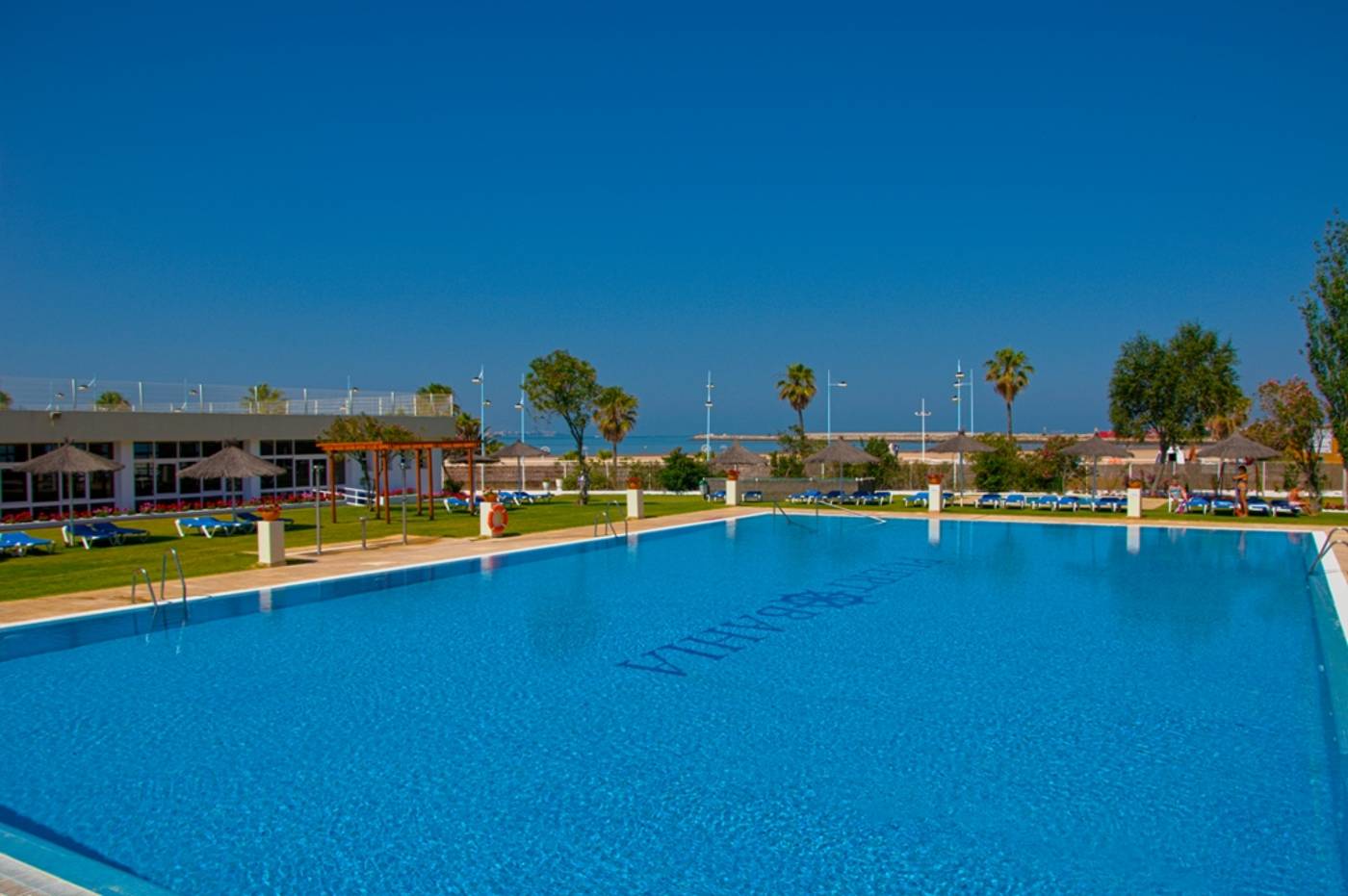 Hotel-Puertobahia---SPA-General-view-2