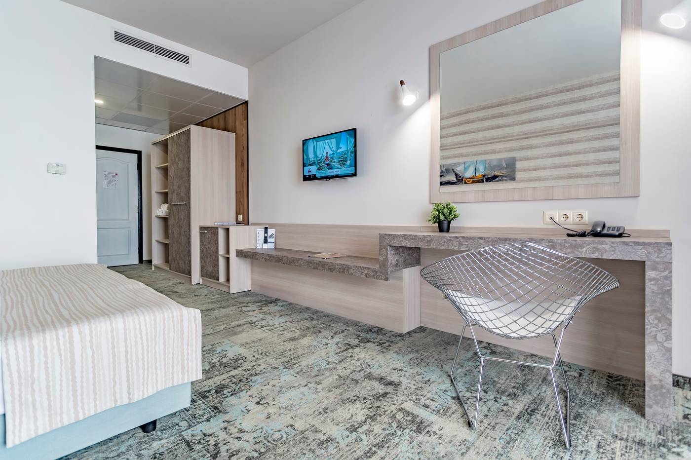 HI-Hotels-Imperial-Resort-Room-31