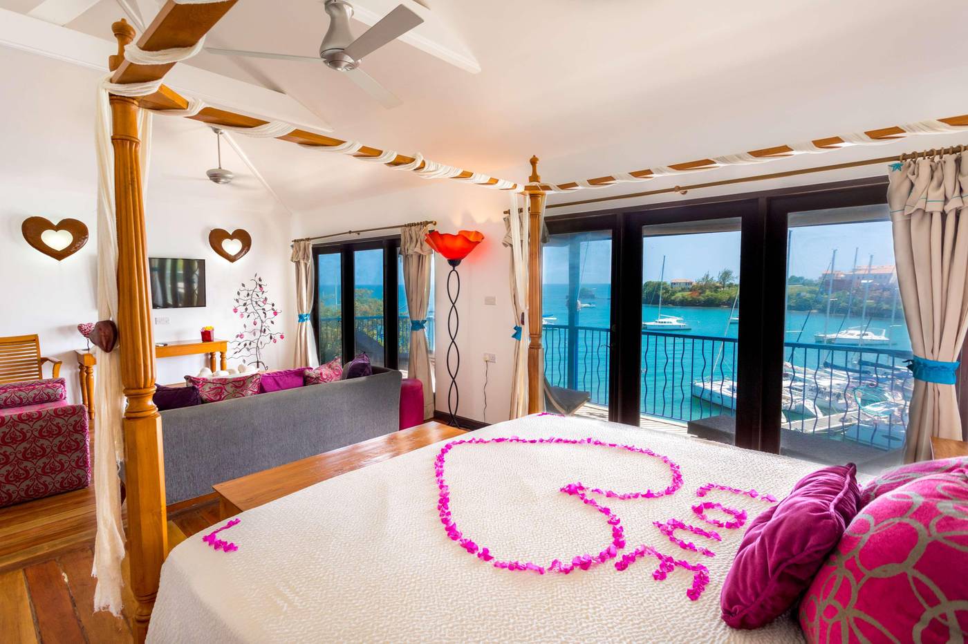 True-Blue-Bay-Boutique-Resort-Room-20