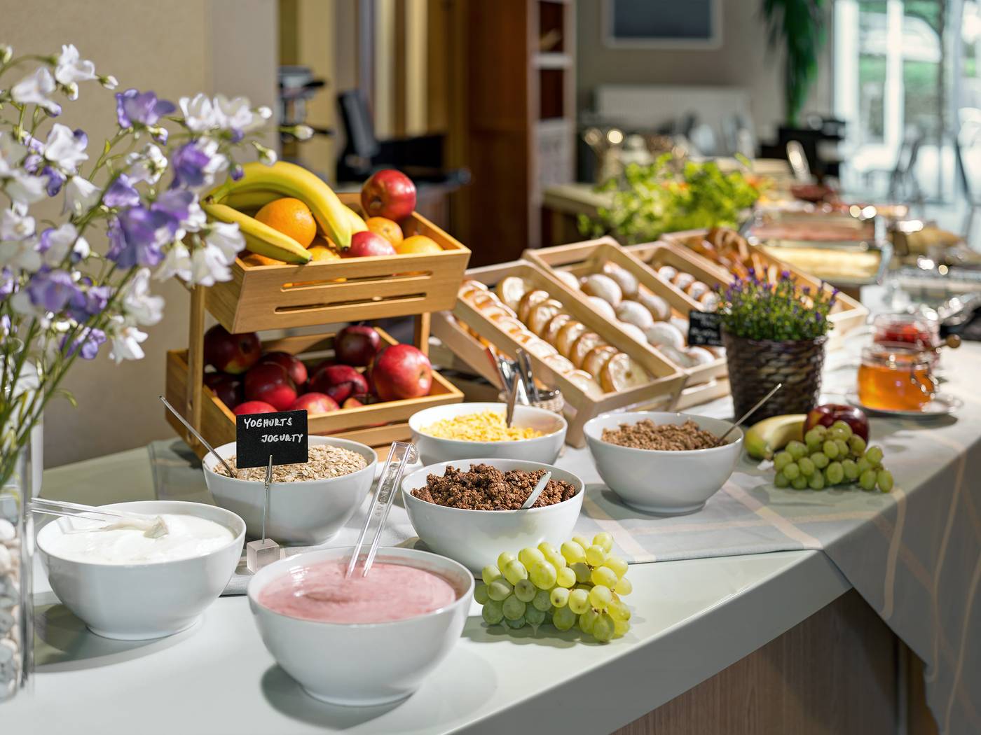 Michael-Restaurant-24