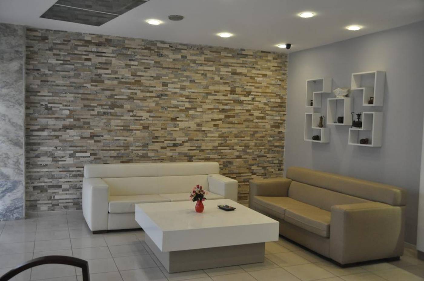 Balim-Hotel-Lobby-16