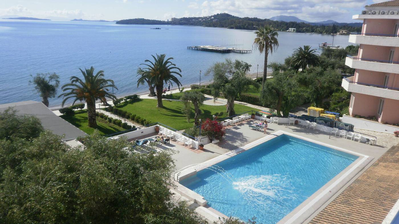 Elea-Beach-Terrace-5