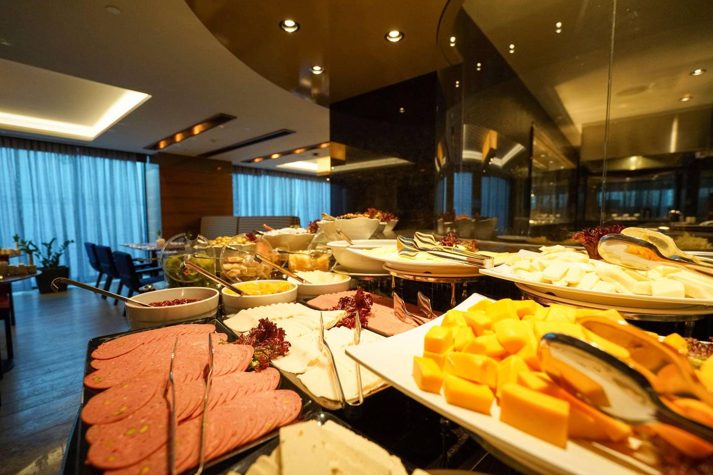 Golden-Tulip-Istanbul-Bayrampasa-Restaurant-49