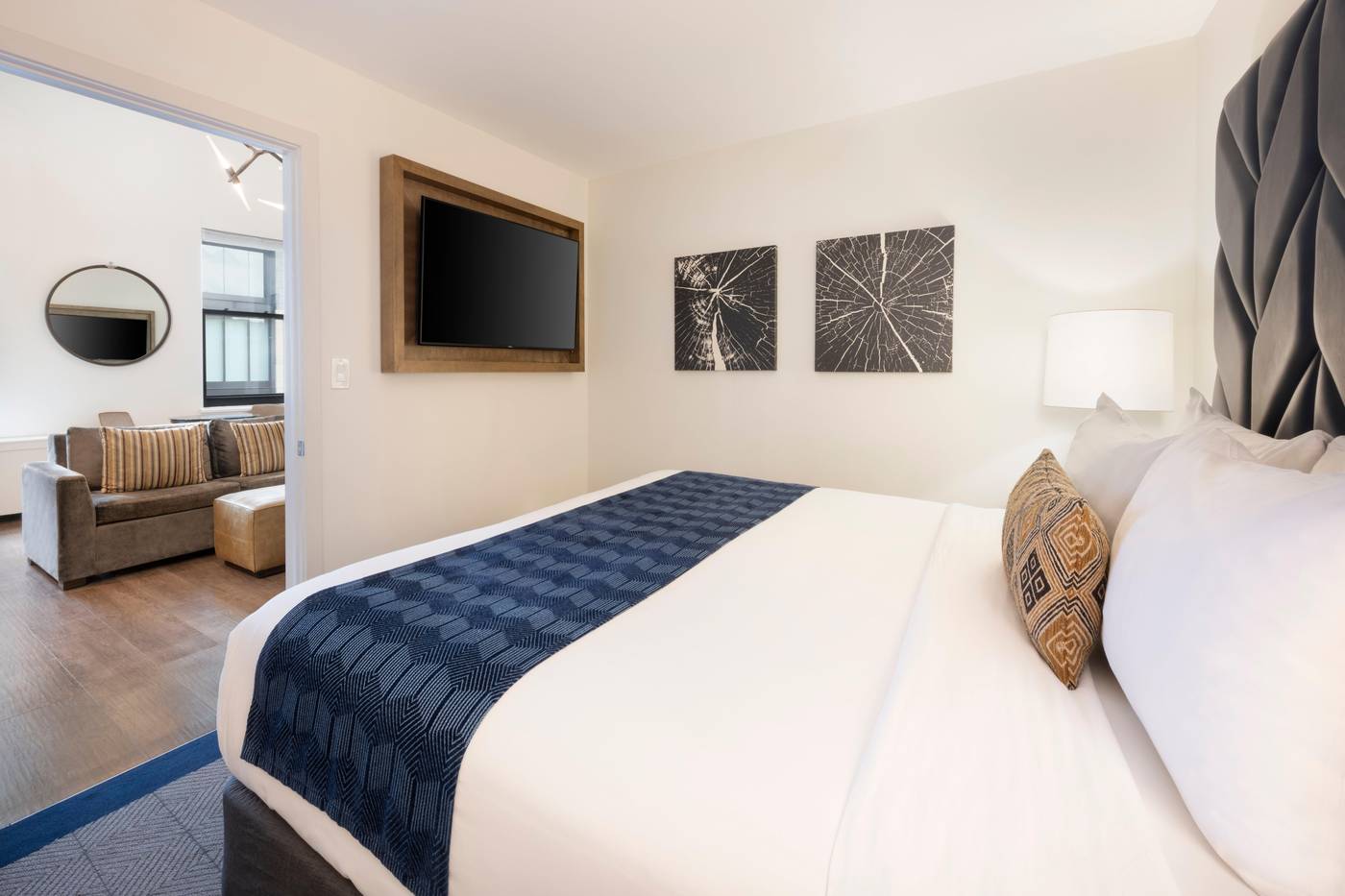 Hotel-Indigo-Boston-Garden-Room-28