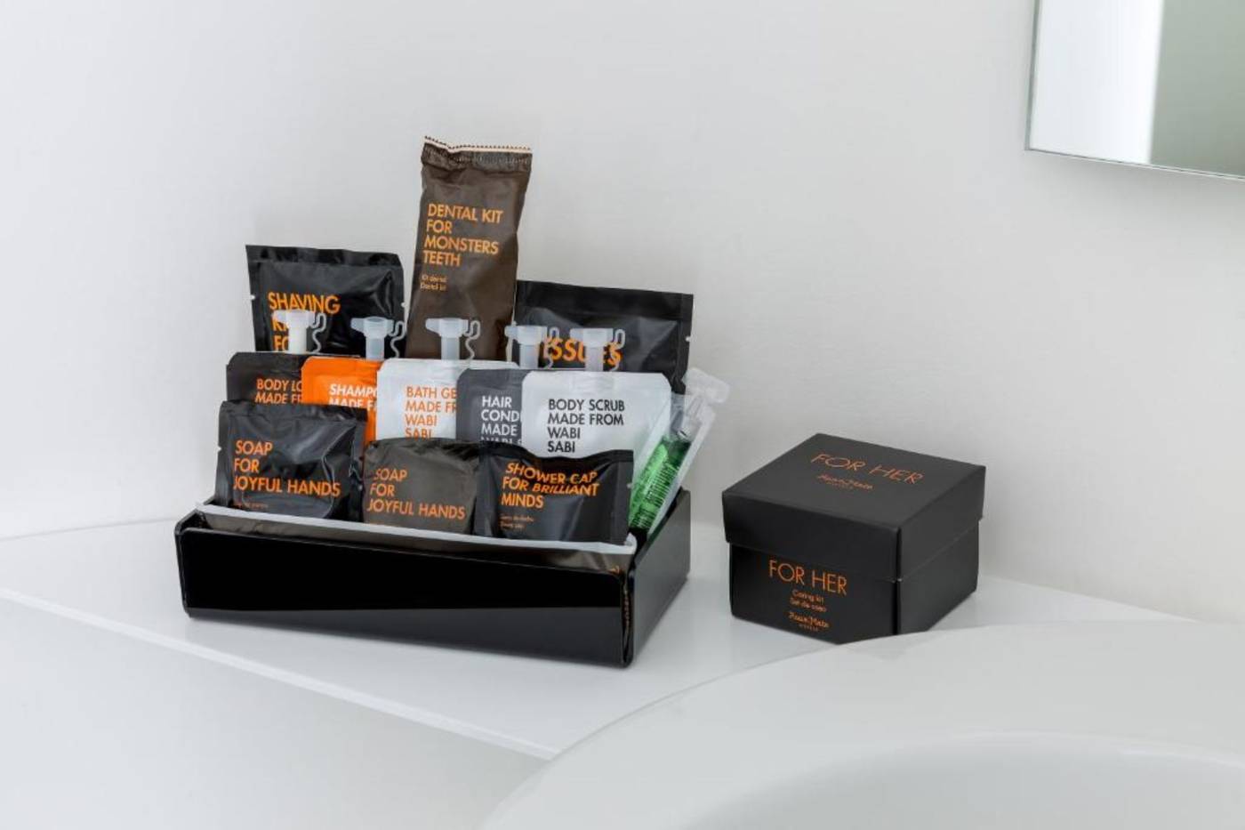 Room-Mate-Alicia-Room-35