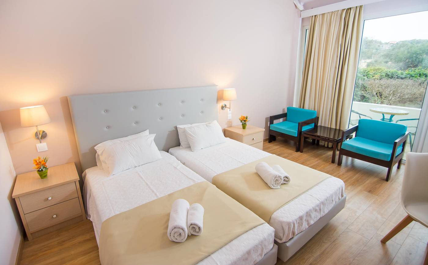 Alexandros-Room-16