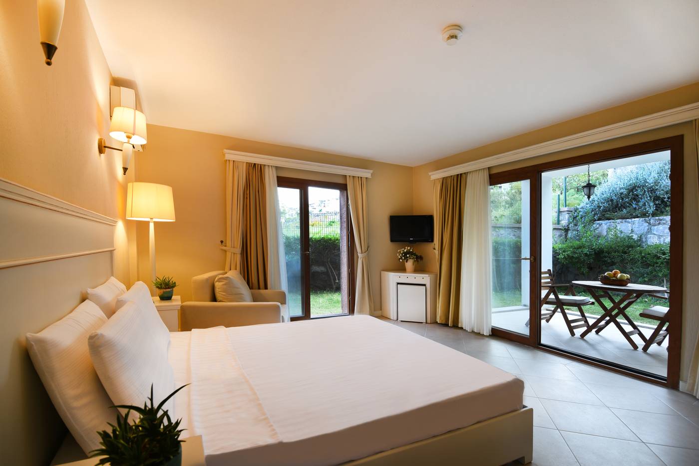 Temenos-Luxury-Hotel---SPA-Room-33