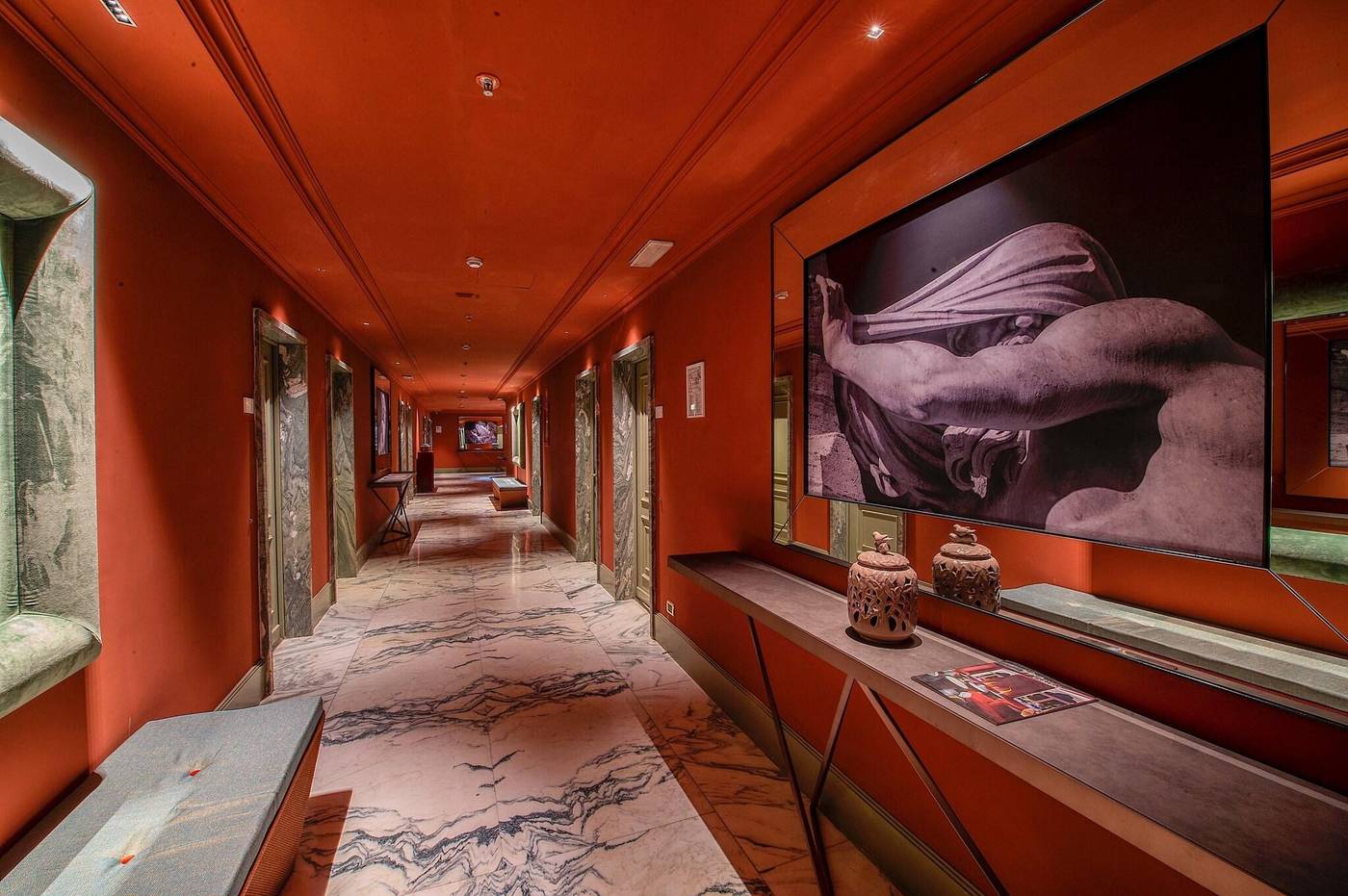 Sina-Bernini-Bristol--Autograph-Collection-Lobby-81