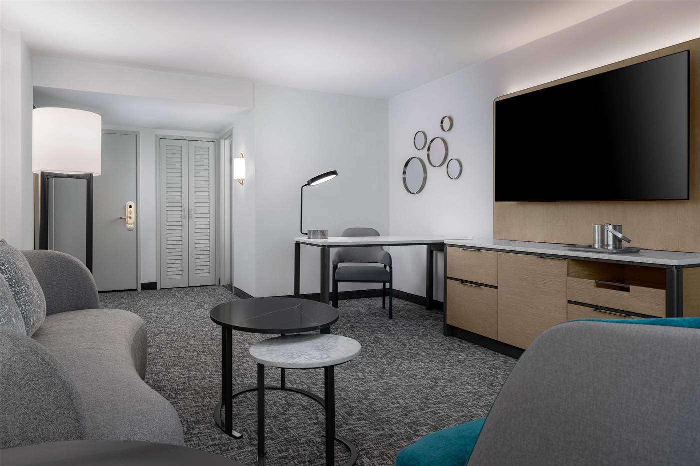 Hilton-Los-Angeles-Airport-Room-43