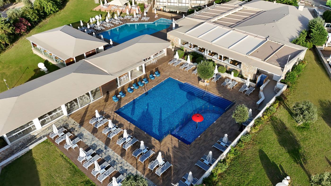 Hotel-Kassandra-Bay-Pool-6