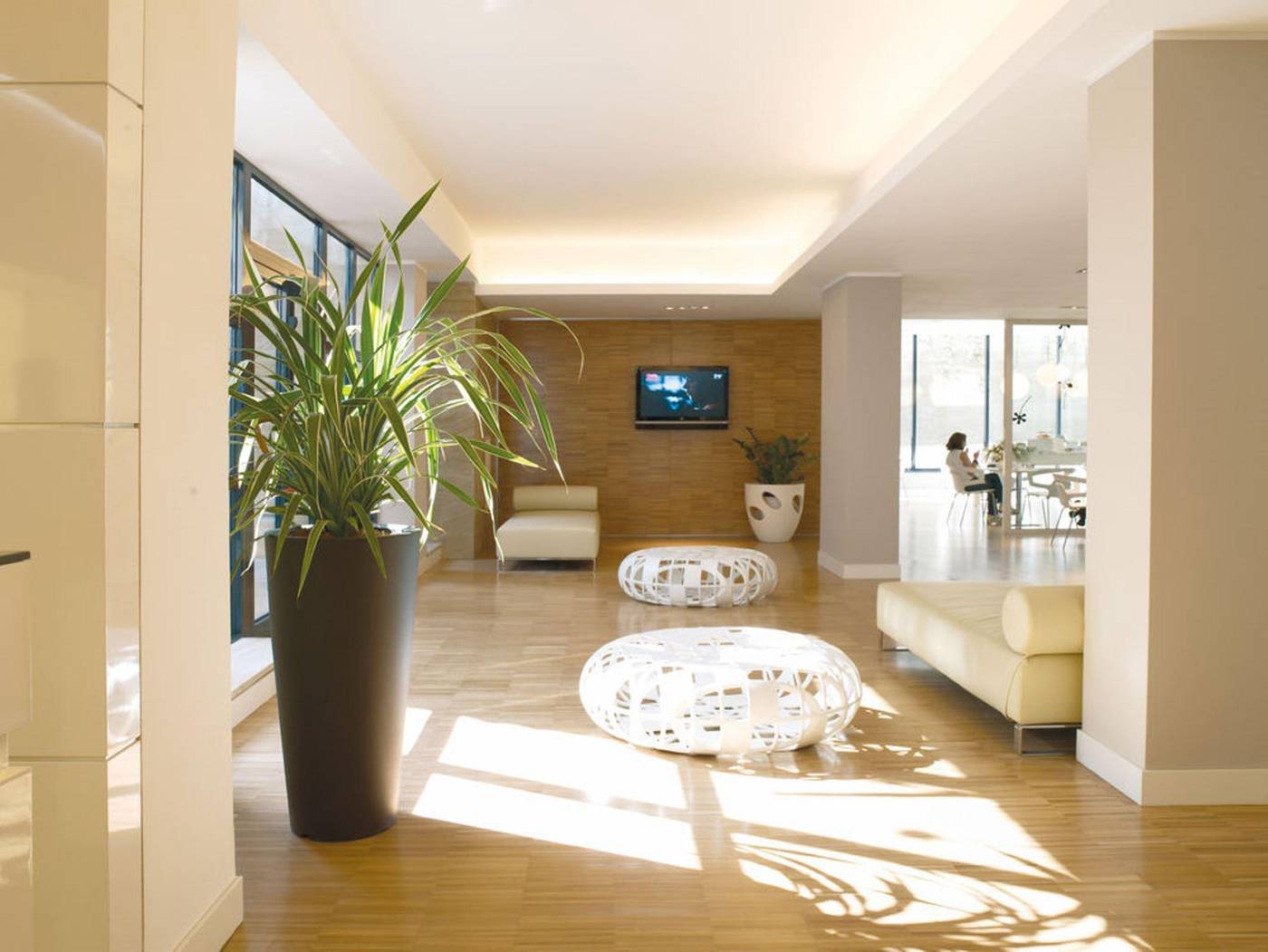 iH-Hotels-Milano-Watt-13-Lobby-9