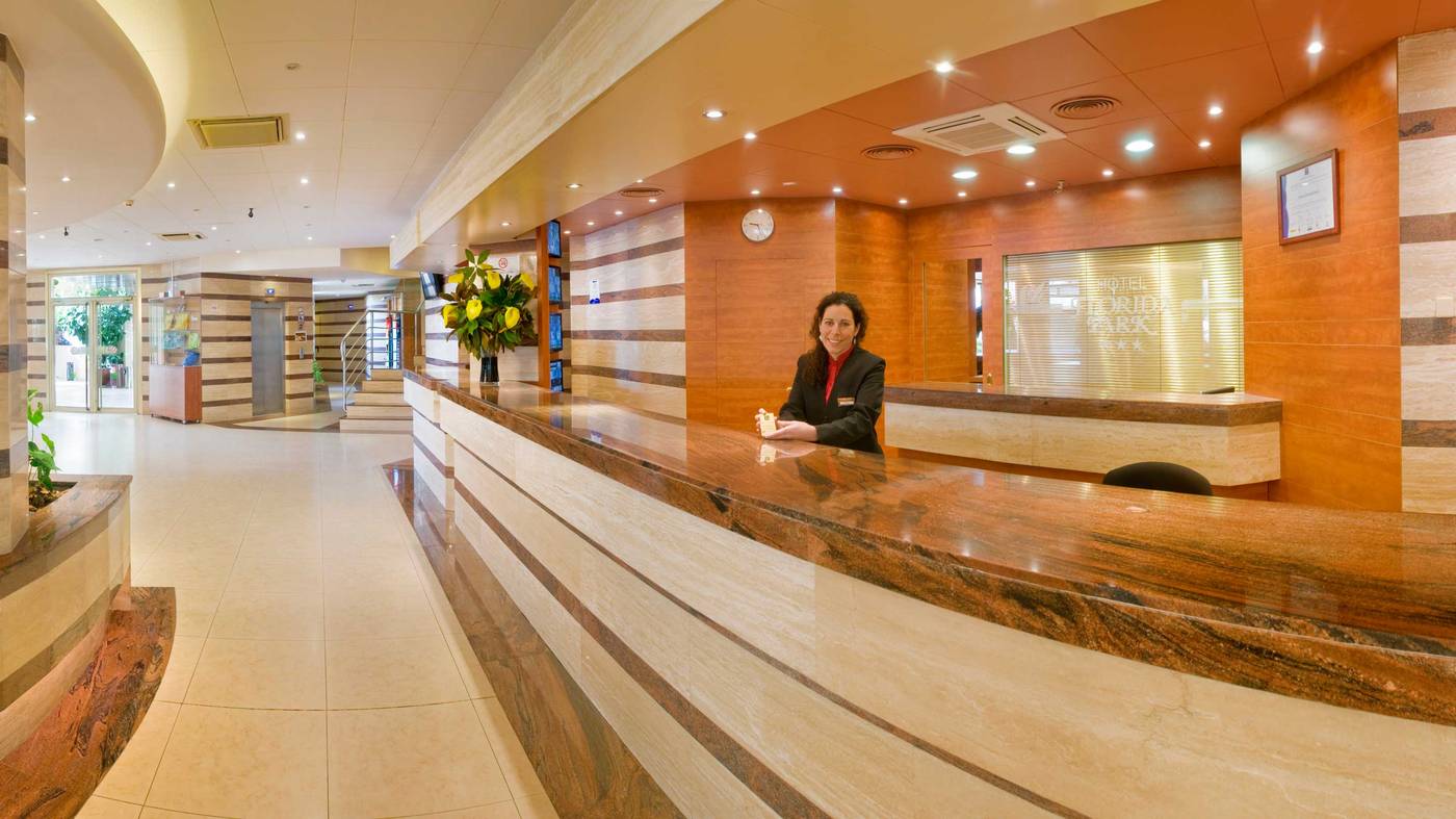 Florida-Park-Lobby-68