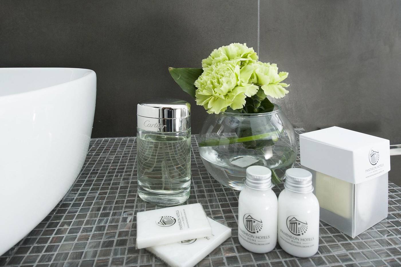 Vatican-Style-Room-38