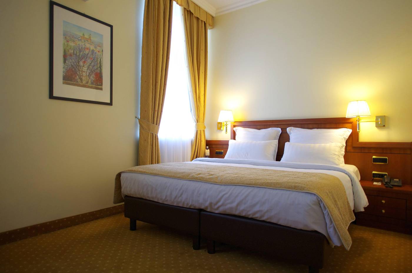 My-City-Hotel-Room-12